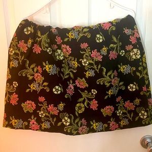 NWT - beautiful skirt to dress up or down